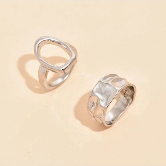 🖤3/$50 Hollow & Textured Silver Ring Set - Picture 2 of 4